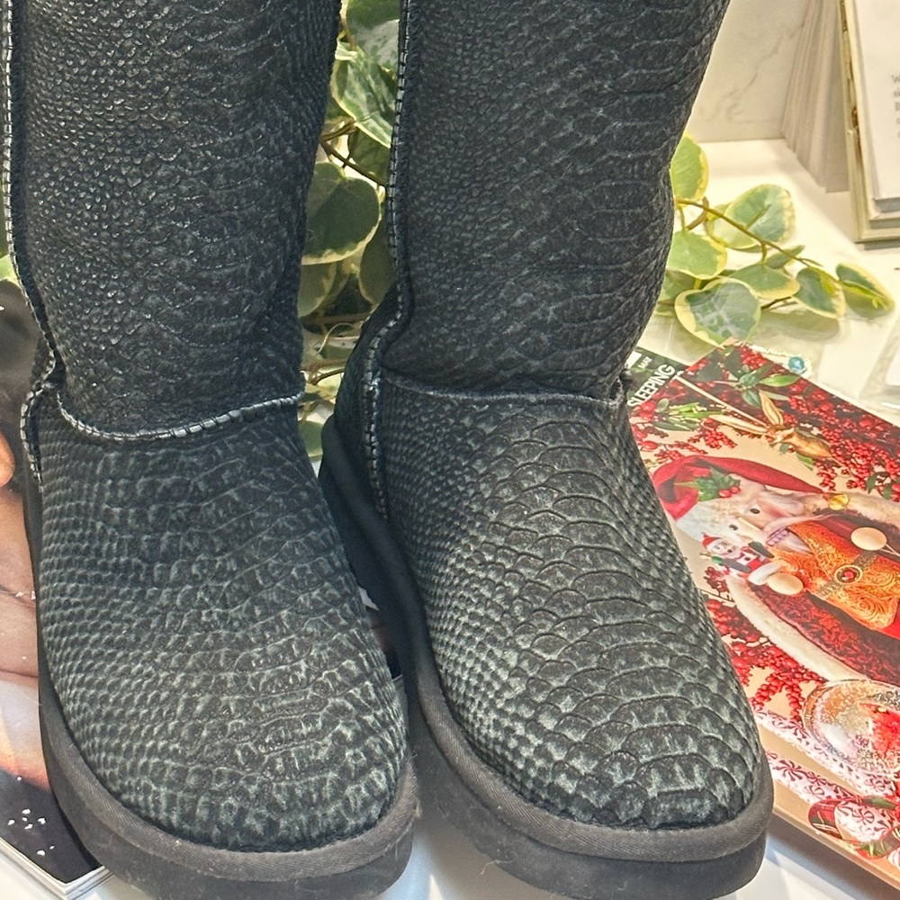 Australia Luxe Collection Foxy Python Leather She… - image 5